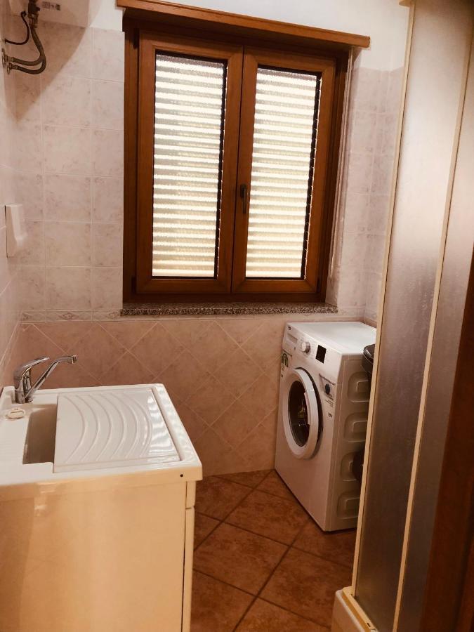 Appartamento In centro Tortolì Esterno foto