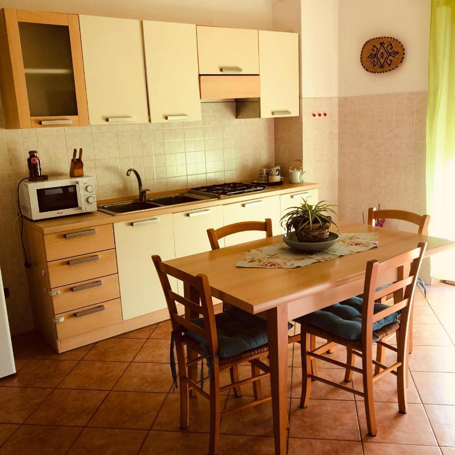 Appartamento In centro Tortolì Esterno foto