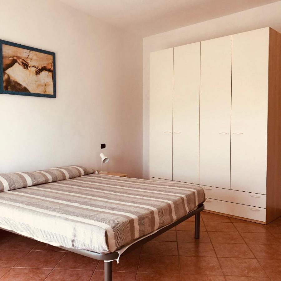 Appartamento In centro Tortolì Esterno foto